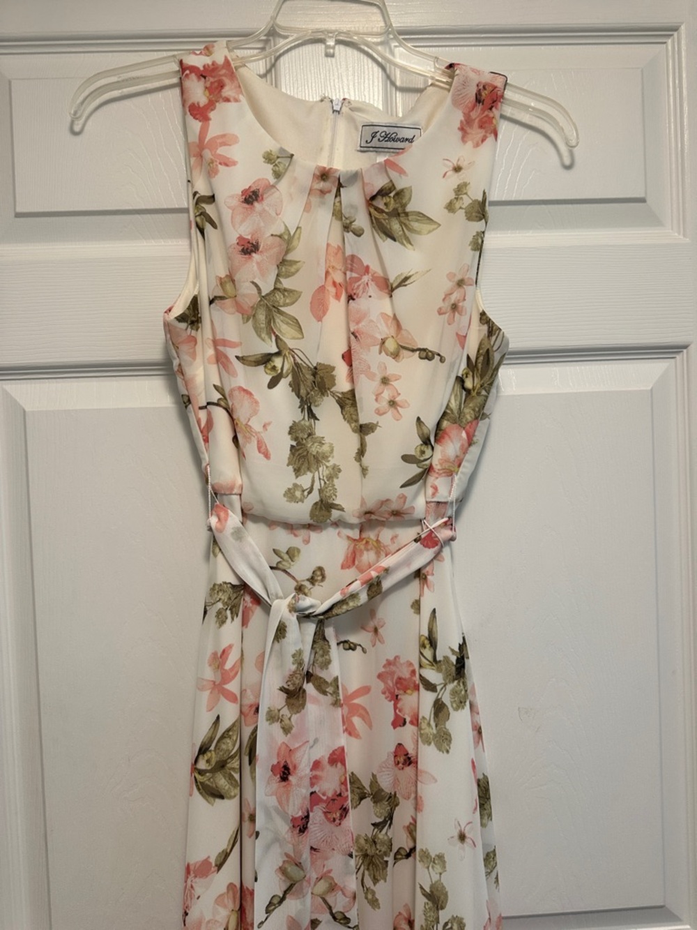 J. Howard Blossom Floral Sleeveless Midi Dress in Ivory and Pink